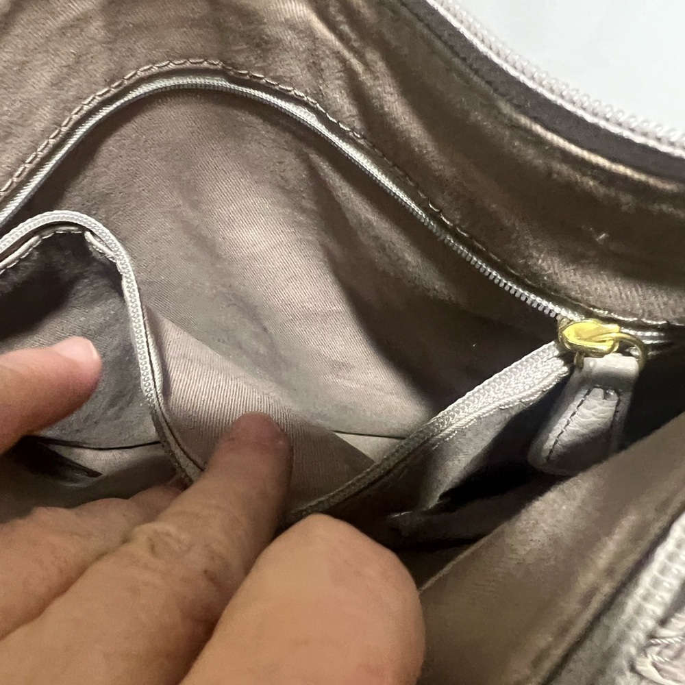 Fossil Taupe Leather Shoulder Bag | Adjustable Strap | Crossbody Option - Picture 3 of 11